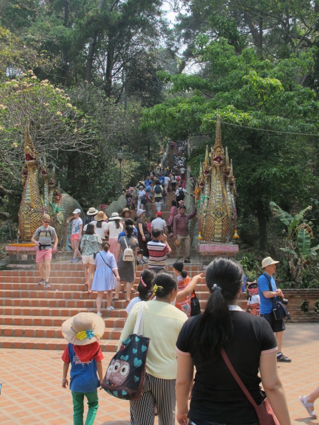 Aufgang zum Tempel Wat Phra That Doi Suthep